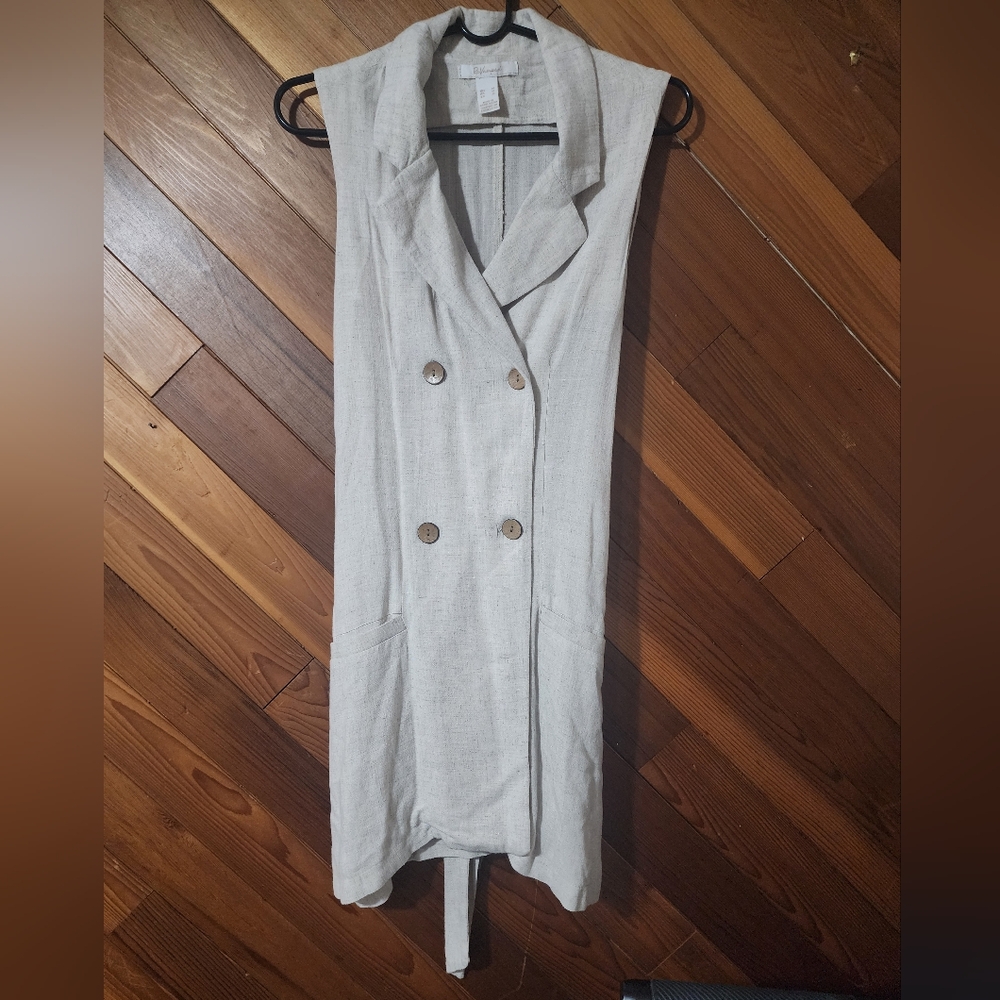 Revamped Size M Elegant Beige Blazer.